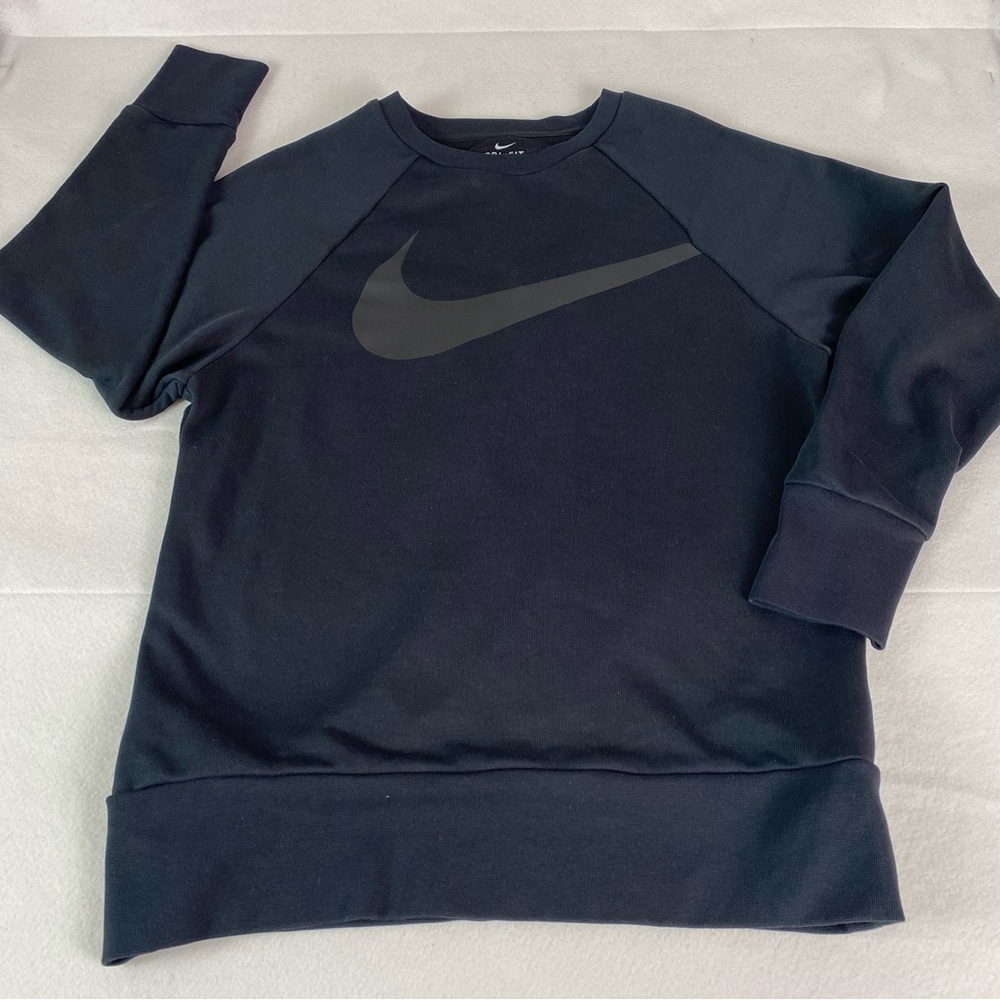 Nike Sweatshirt Women’s Size XS Black Long Sleeve Crewneck Dri fit - Picture 2 of 9